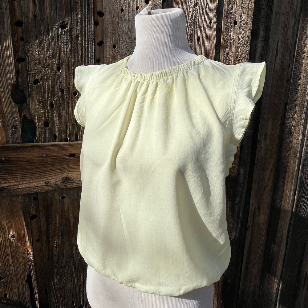 Cloth & Stone Woman’s Yellow Blouse Size Small